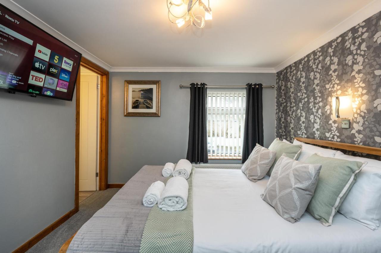The New Lodge Pontardawe Kültér fotó