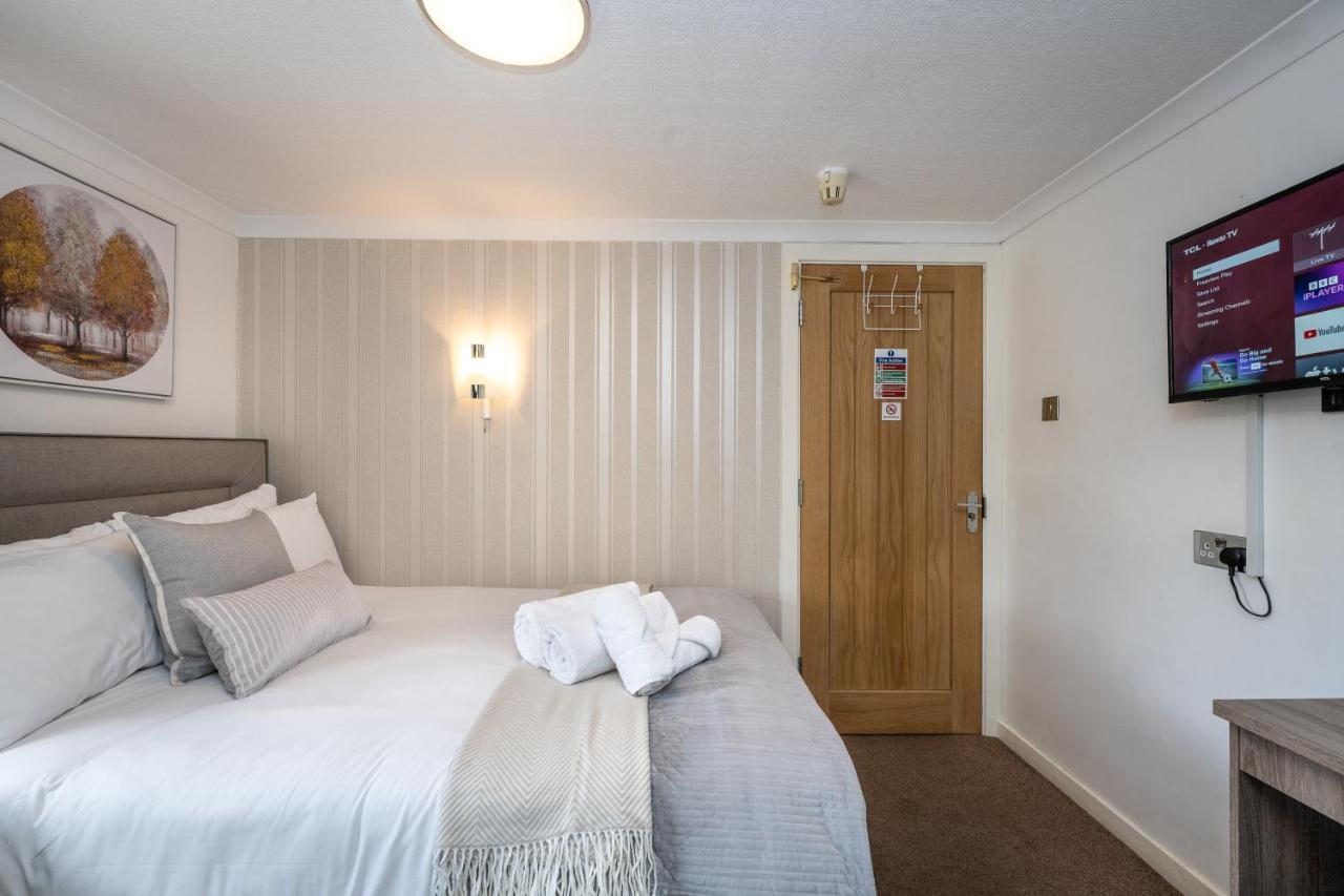 The New Lodge Pontardawe Kültér fotó