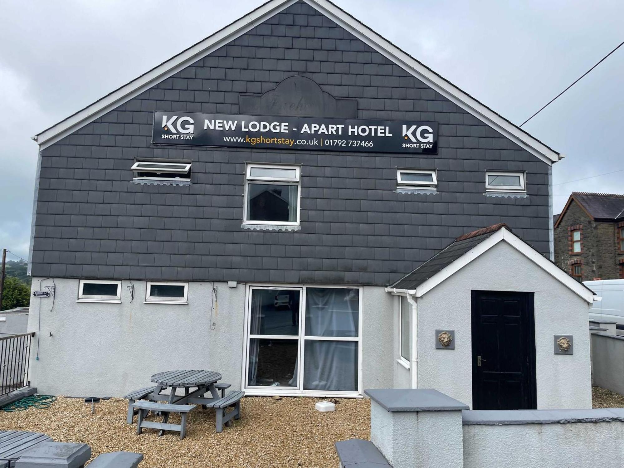 The New Lodge Pontardawe Kültér fotó