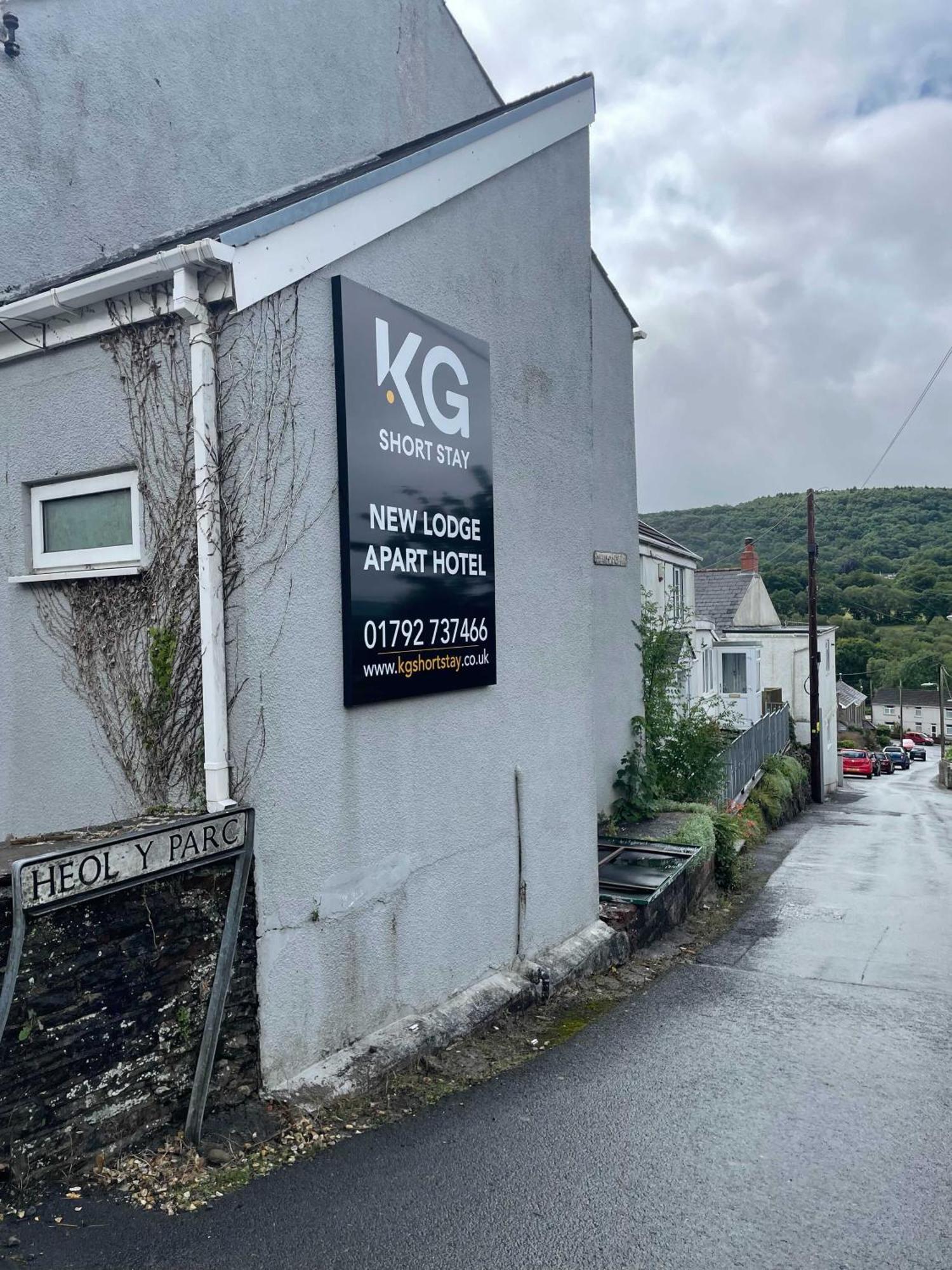 The New Lodge Pontardawe Kültér fotó